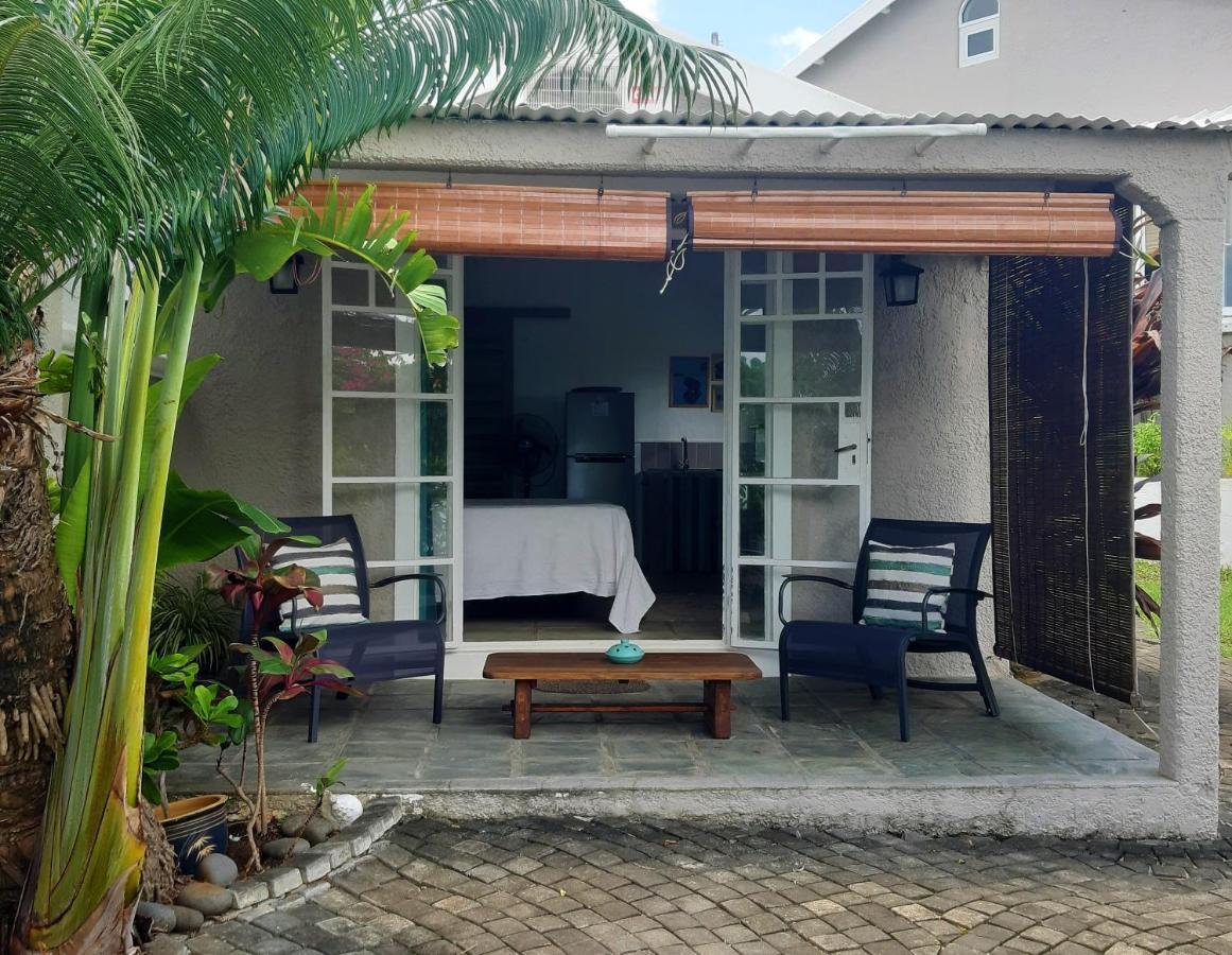 Kailani Hotel Calodyne Exterior photo
